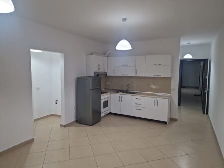 Appartamento 1+1 in affitto Campo di Aviazione !