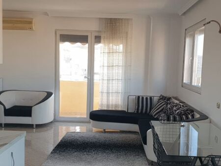 Affitto | Apartament 1 + 1 | Rruga Kongresi i Manastirit | 420 €/mese