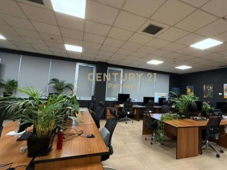 Office for rent  Parking spaces opposite Delijorgjit