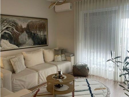 Apartament 2+1+2+Post Parkimi per shitje te Bulevardi i Ri