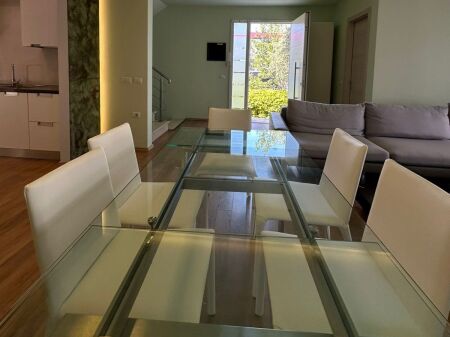 🏡 JEPET ME QIRA VILË LUKSOZE 4-KATËSHE – White House, TEG