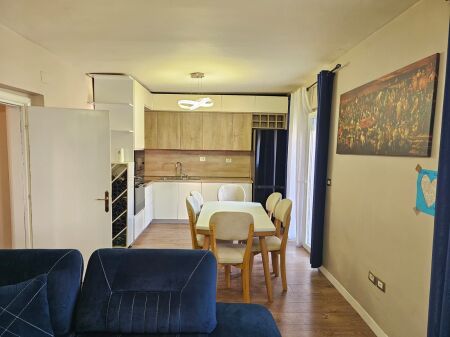 SUPER APARTAMENT PER SHITJE NE DURRËS, MUZEUMI