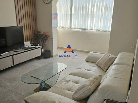 SHITET DUBLEX 3+1+BALLKON "RRUGA MINE PEZA" 450.000 EURO