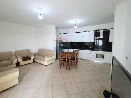 Appartamento 2+1+Posto Auto in Vendita a Yzberisht ID: 530571005-96