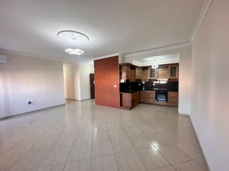 Jepet me qira apartament 3+1+2