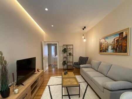 Appartamento 2+1 In Affitto a Ish Blloku, Tirana - 1300€ | 78 m²