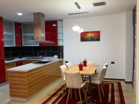 Appartamento 2+1 in affitto Bllok 1000 EURO