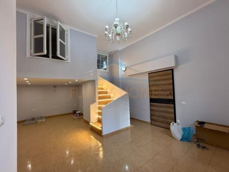 In vendita, Duplex, Via "Shefqet Kuka", Fresk