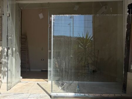 Shop for Sale – Barricades Street