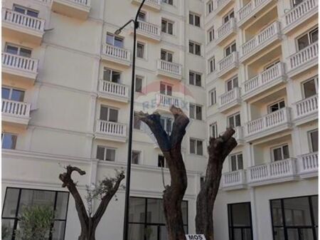 offriamo appartamento in vendita a kamez di tipologia 2+1