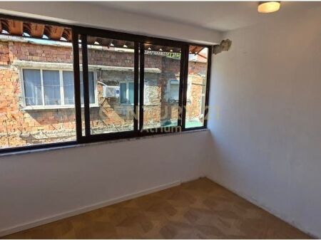 SHITET APARTAMENT 1+1 TEK ISH RESTORANT DURRSI!