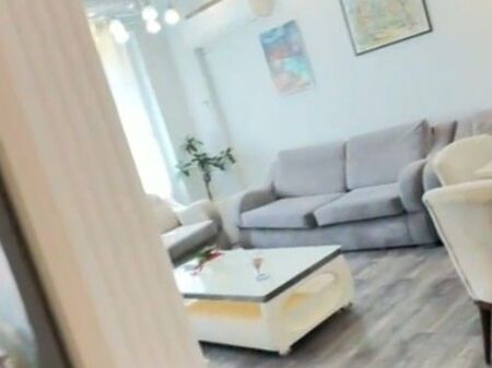 SHITET  – TEK KOPSHTI ZOOLOGJIK, APARTAMENT 2+1+2 me ballkon!