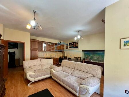 Qera, Apartament 2+1, Yzberisht, Tiranë 500 €