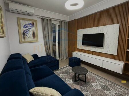 Shitet, Apartament 1+1, Unaza e Re