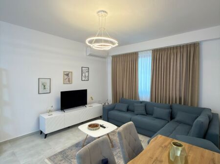 Jepet me qira 1+1+parkim Urban Gate Astir 530€