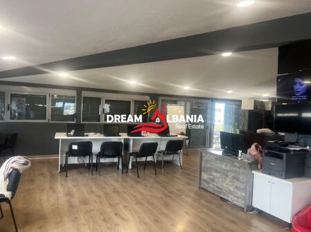 Ufficio in Affitto presso l'ex Mercato Elettrico (ID 42611530)