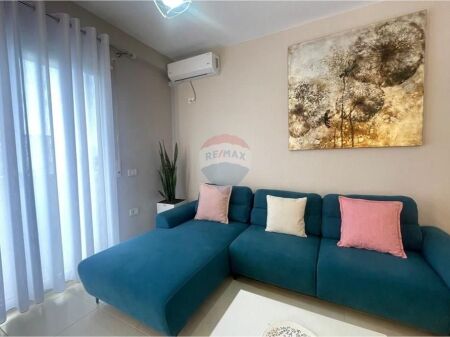 Apartament 2+1 me Qira – Transballkanike, Vlorë