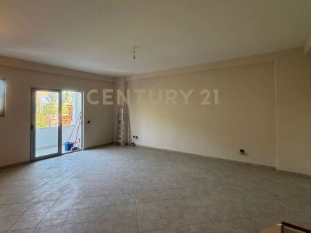 Apartament 2+1 ne shitje , Bulevardi Ri,Astiri