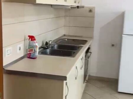 Jepet me qira 1+1 ASTIR PERBALLE FRATARIT 350 mije leke