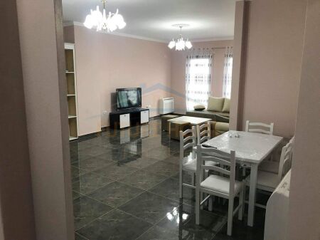 Shitet, Apartament 2+1+2, Qender, Durrës