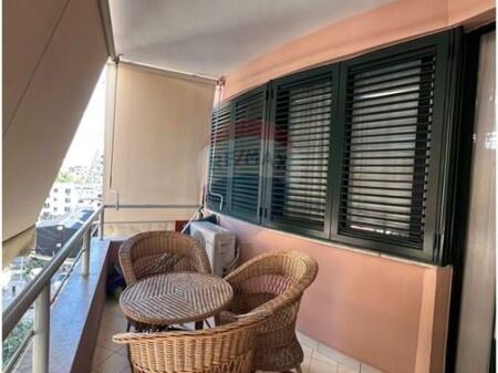 Apartament me qera 2+1