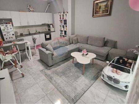 Apartament - Për Shitje - Rruga e Thesarit, Tiranë ID: 530411014-30