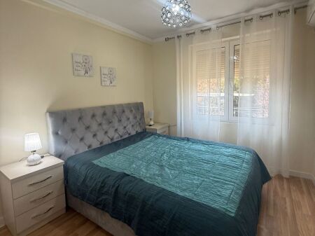 Jepet Me Qera Apartament 1+1