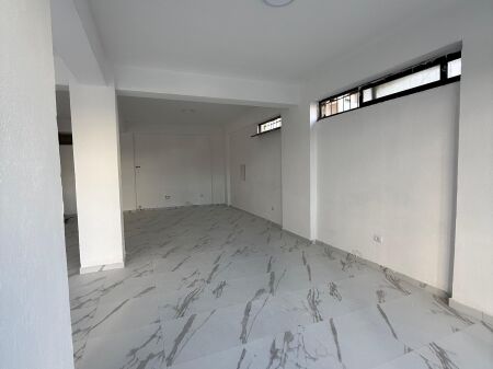 Jepet Ambjent Biznesi me Qera