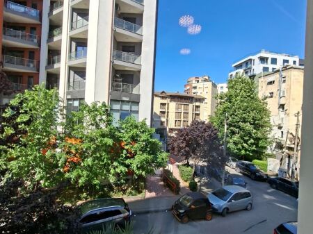 🏠 Commercial Space for Rent 75m² (📍Rr. Kosovarëve / Hotel Dinasty)🔥 Prime location || Ready for your business ✨️ 850€ Net / Month 💶