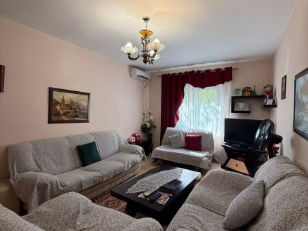 Okazion, Apartament 3+1 per shitje te Myslym Shyri