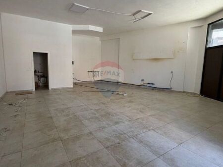 Commercial space for rent at Bulevardi Ri ID: 530191075-44