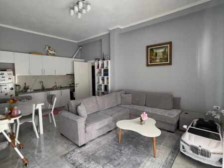 Shitet Apartament 2+1 – Fresk