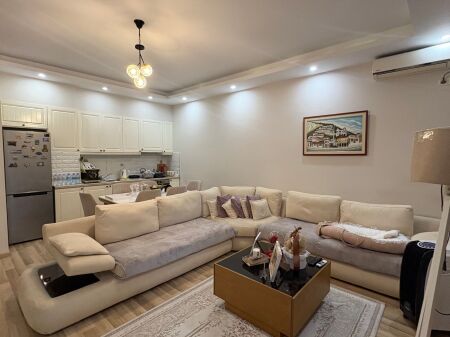 Appartamento in vendita a Yzberisht tipologia 1+1