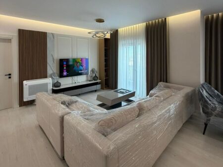 📌Appartamento 1+1 in affitto + Parcheggio – Xhamllik