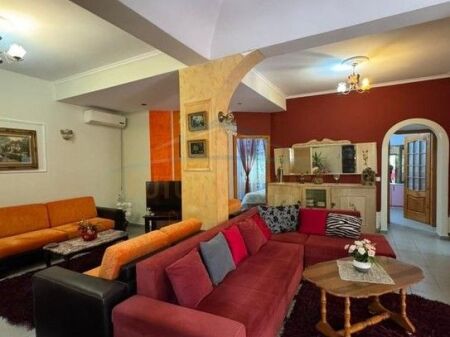 Shitet, Apartament 3+1, Selite, Tirane