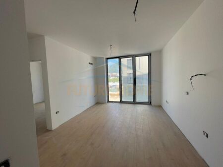 Shitet, Apartament 1+1, ''Golden Gate Residence'', Bajram Curri Blvd,Ali Demi.​