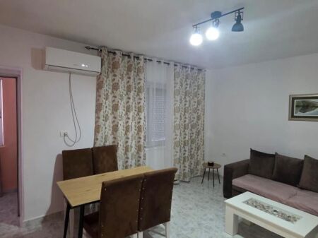 Appartamento 1+1 in affitto in Vasil Shanto/ Vicino a Besnik Sykja
