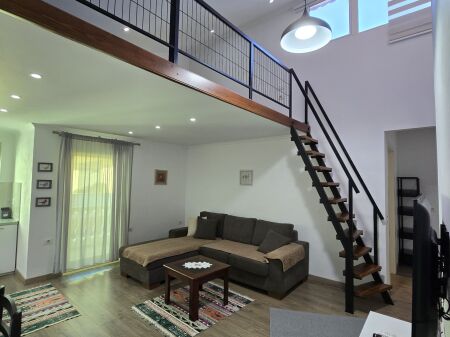 Qera | Dupleks 2 + 1 | Rruga e Durrësit | 600 €/muaj