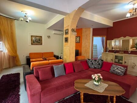 Shitet..!! 📍 Selitë (Universiteti Marin Barleti) Apartament 3+1+2