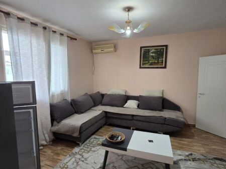 Appartamento 1+1 arredato in vendita nel centro di Babrrus 68.000 € Superficie totale 55m2