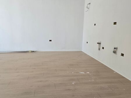 SHITET APARTAMENT 2+1 NË ZONEN E KODER KAMEZ,PRANË UNIVERSITETIT BUJQESOR.