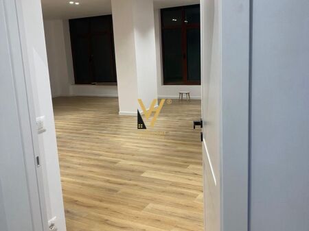 UFFICIO 80 M2 IN AFFITTO A ASTIR 60.000 LEKE