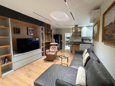 Jepet me qira apartament 2+1+2 tek Shallvaret!