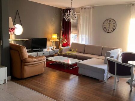 APARTAMENT DUBLEX ME QIRA 3+1 RRUGA E DURRESIT 90.000 LEKE