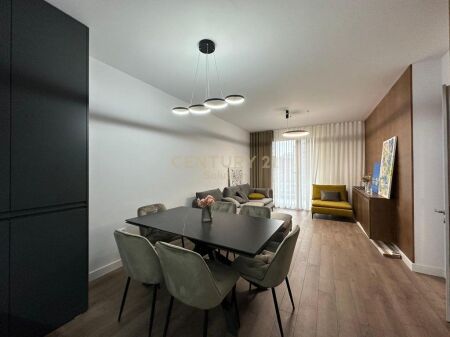 JAPIM ME QIRA APARTAMENT MODERN 2+1+2 TUALETE PRANE OZONE, ASTIR!