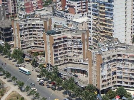 🏢 Locale Commerciale 24 m² in Vendita – Via delle Barricate ✨