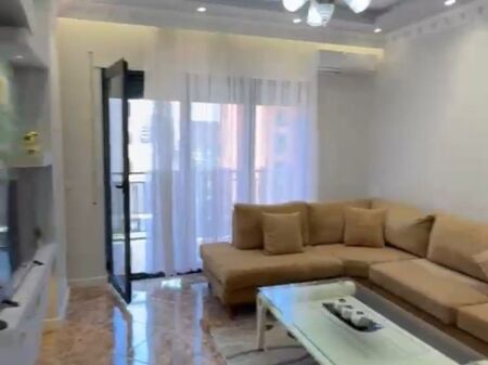 🏡 Jepet me Qira Apartament 1+1 + Post Parkimi – Green City