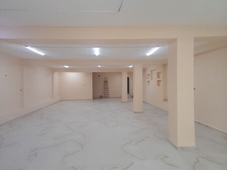 Business Premises in Ali Dem
