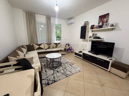 FRESKU, SHESIM APARTAMENT 2+1+2