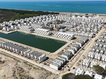 VILE INDIVIDUALE TEK TURQUOISE MARINA!  VIJE E PARE ME MARINEN E KOMPLEKSIT 495,000 €